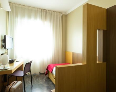 Camera singola del Best Western Hotel Major di Milano. Confortevole e accogliente è dotata di Tv-Sat LCD 26 pollici con Radio e sveglia, internet Wi-Fi gratuito e Frigobar.